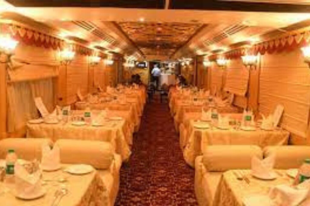 palace on wheels ticket price